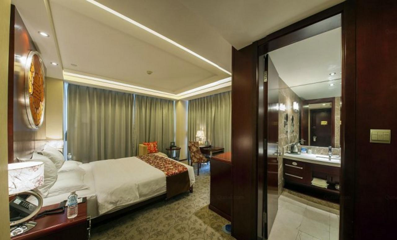 Dongfang Hotel Weifang Exterior photo